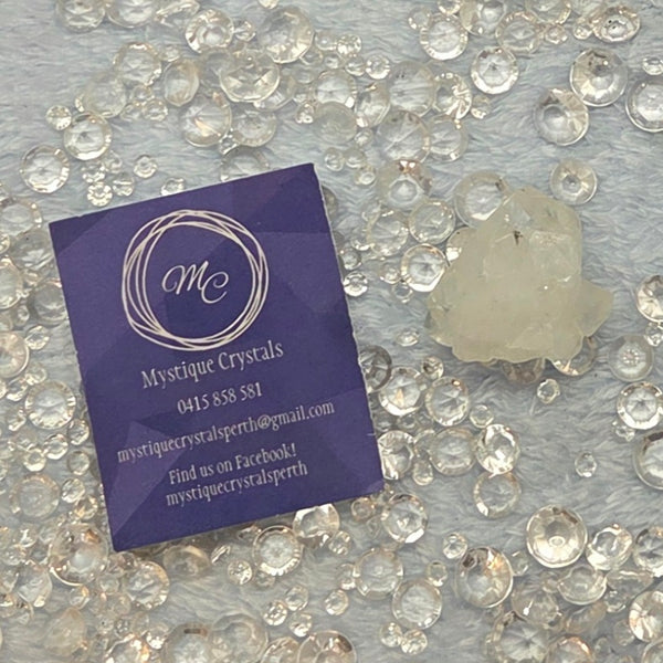 Apophyllite Points